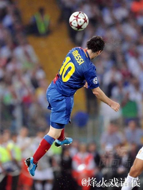 马丁内利:我告诉马杜埃凯他的进球更精彩 马丁内利:我告诉马杜埃凯他的进球更精彩